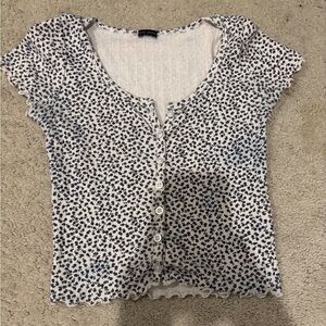 Floral button-up cropped top